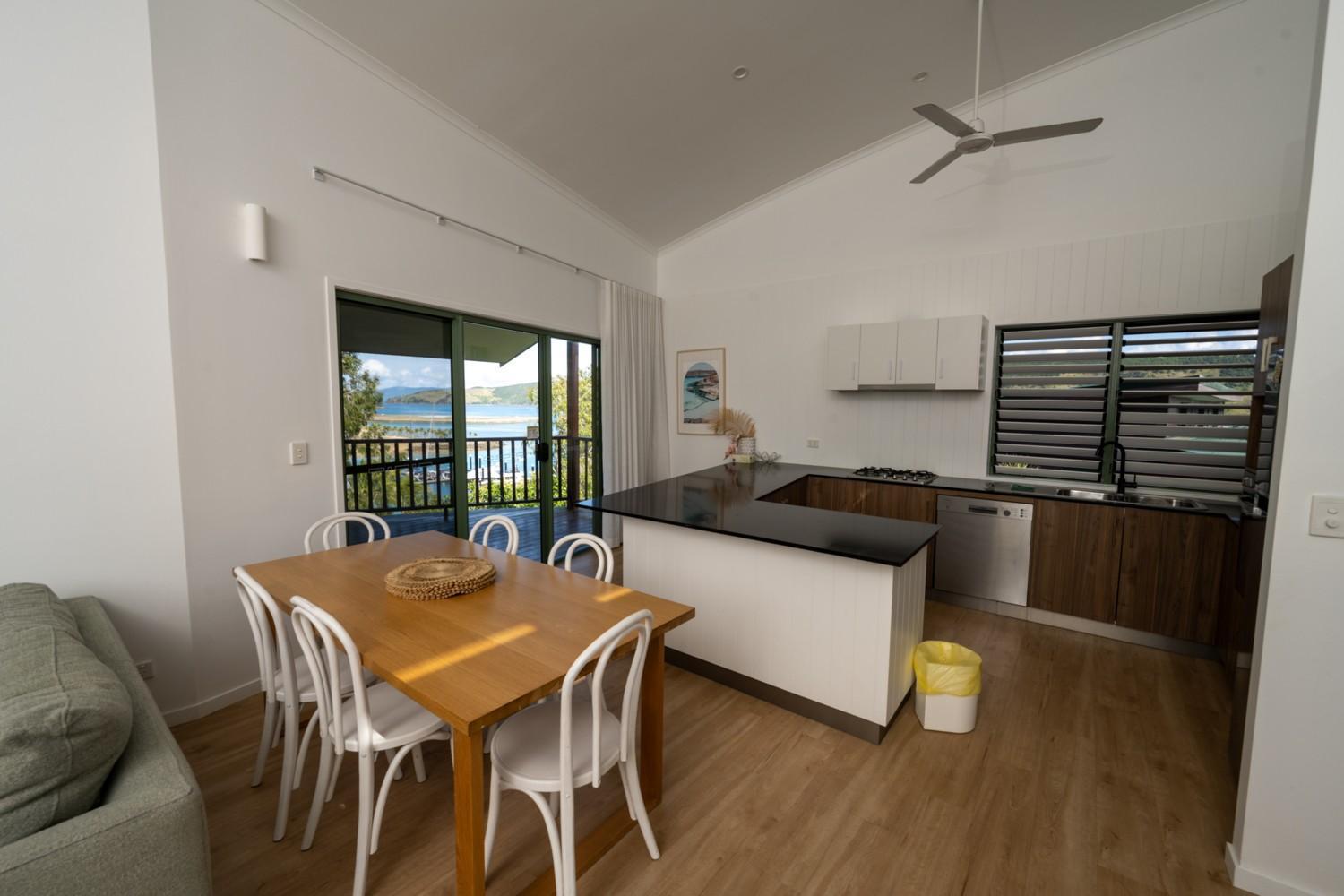 Casuarina Cove Apartments Остров Гамильтон Экстерьер фото